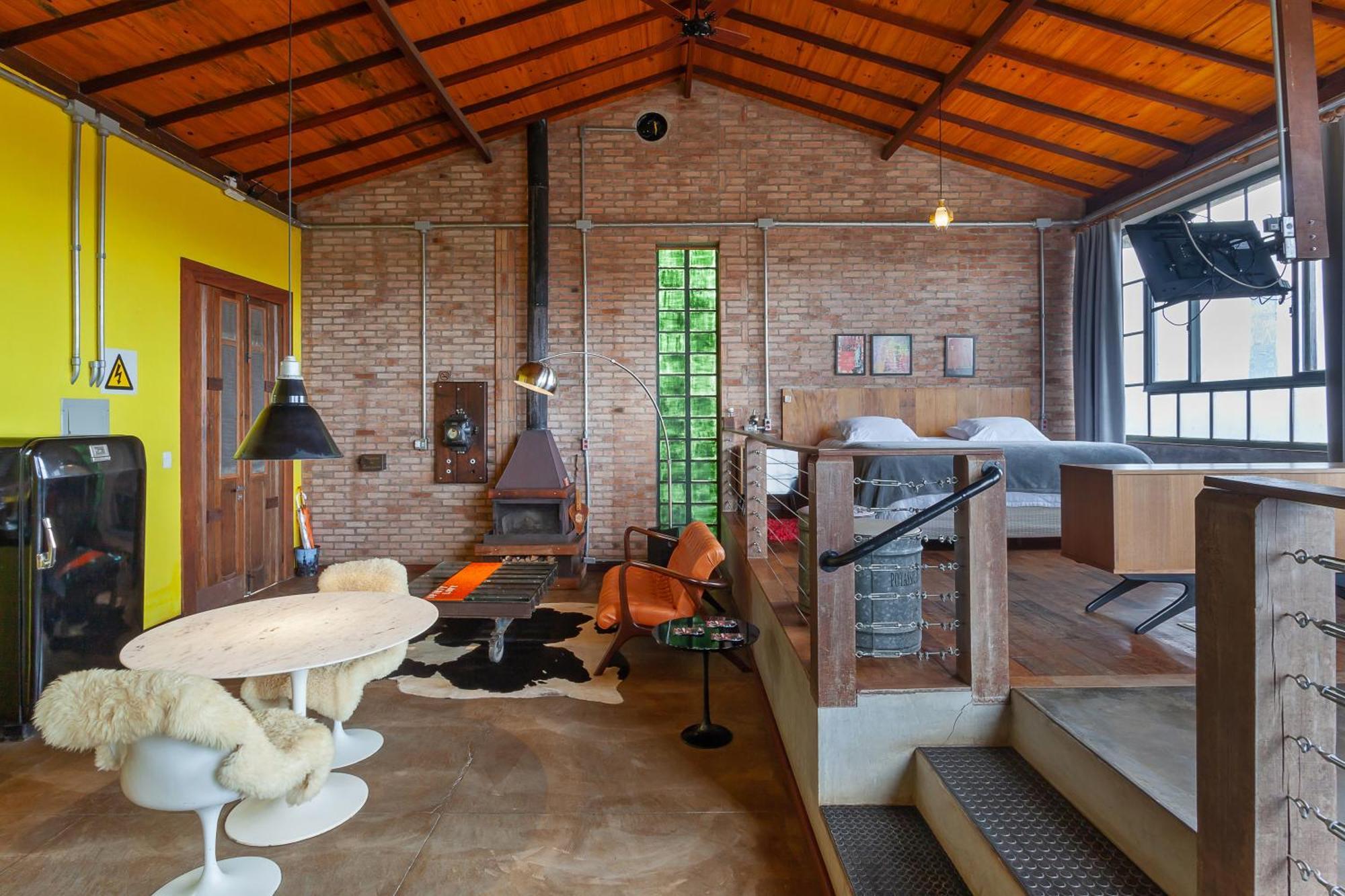 Pousada Loft Da Serra Lavras Novas Luaran gambar