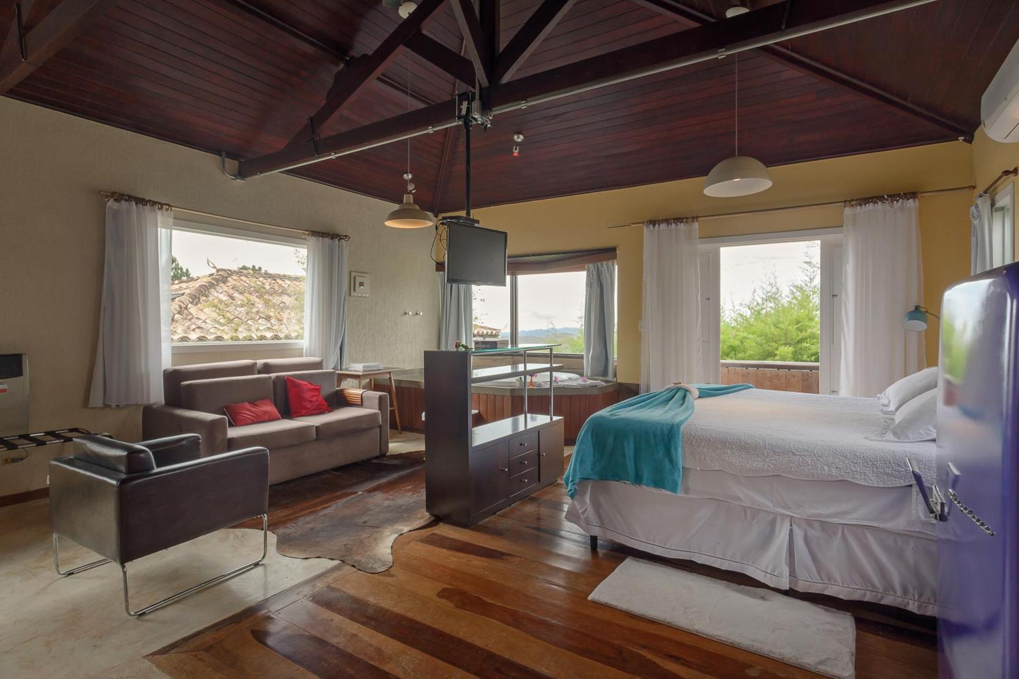 Pousada Loft Da Serra Lavras Novas Luaran gambar